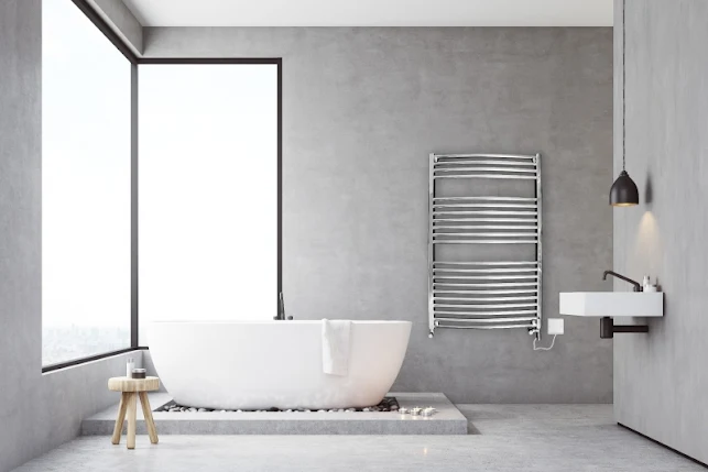 Discount Curved Chrome Towel Rail 1750mm X 500mm - 5MAC17 2 Discount Curved Chrome Towel Rail 1750mm X 500mm - 5MAC17 - Image 2